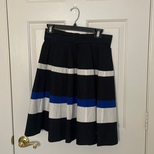 Amanda & Chelsea flowy skirt size 4